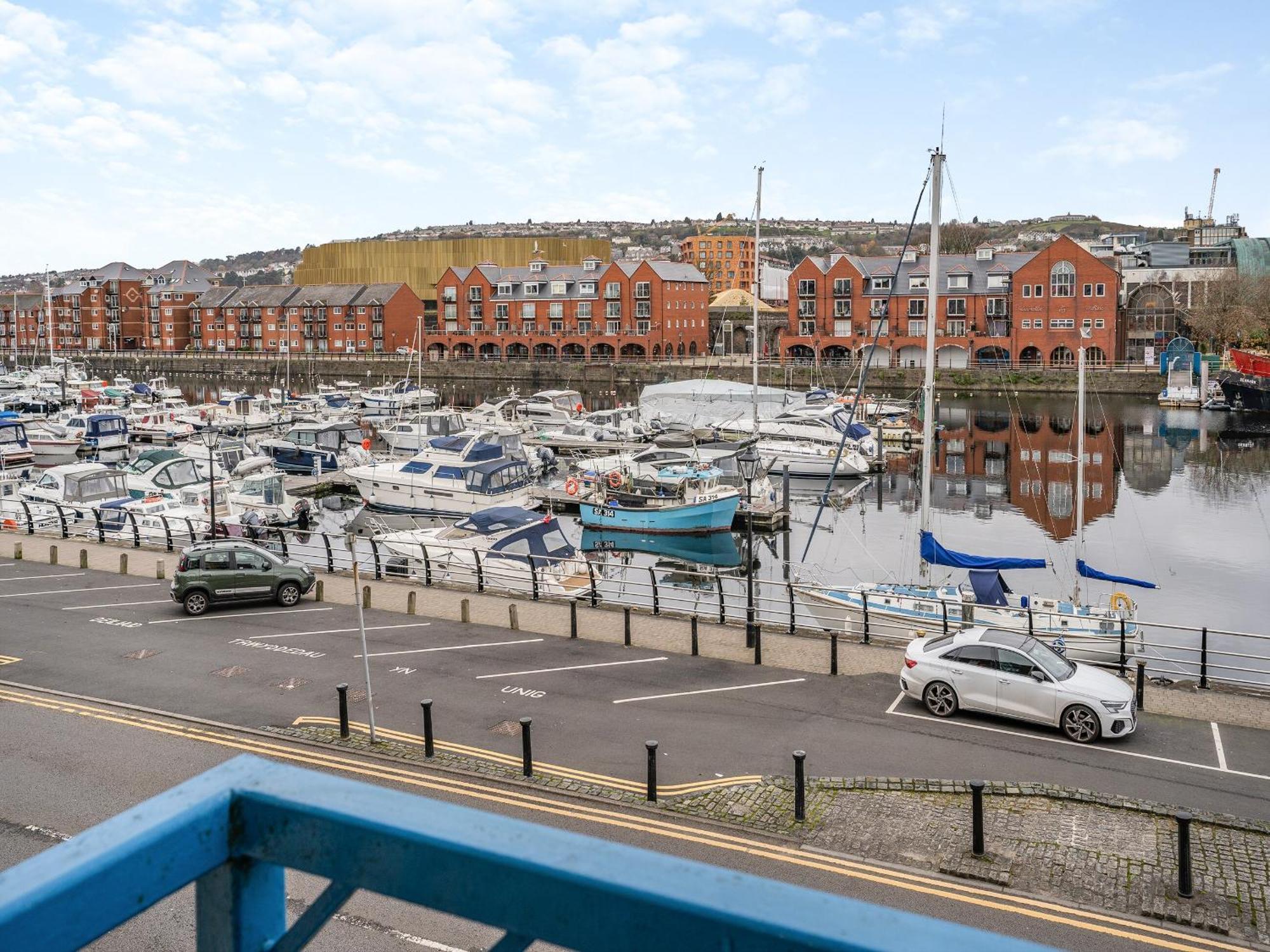 Marina View * Swansea